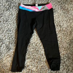 Ivivva/lululemon capri leggings- girls sz 14 black, pink, blue